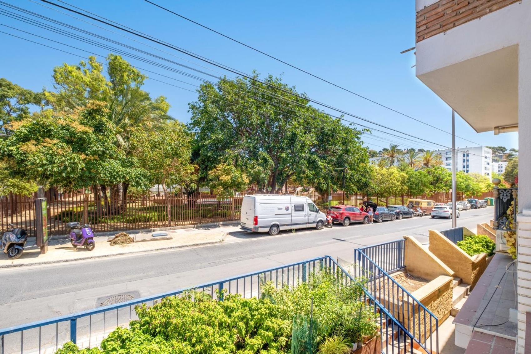 Apartamento En La Playa Con Terraza Málaga Exterior foto